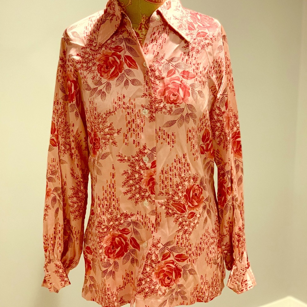 Groovy 70s Buttondown